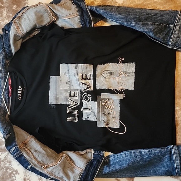 Guess Cropped Jean Jacket and Matching T-shirt. Size: L - Picture 3 of 7